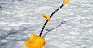 52 things snow shovel 2048px 0008 3x2 1